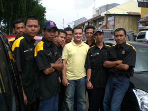 King Auto Interior
with Rizal Sungkar King Auto Interior with Rizal Sungkar