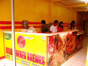 Ayam & Bebek Kremes Kriuuuk - Outlet Purwakarta 2