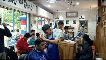 Franchise Peluang Usaha COOLIO BARBERSHOP