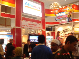 Stand Waralaba Alfamart
