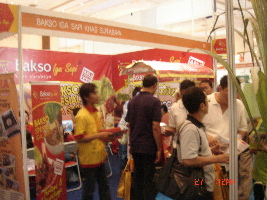 Stand Waralaba Melia Laundry & Dry cleaning & Bakso Iga Sapi Khas Surabaya