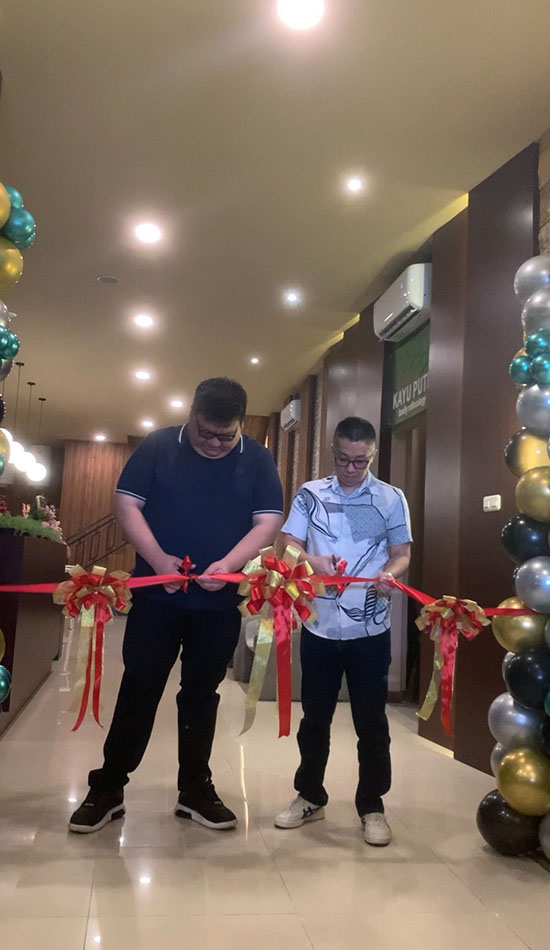 Acara Grand Opening Outlet Franchise Kayuputih Family Reflexology Cabang Palembang